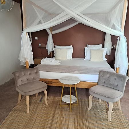 La Fandenoise Bed and Breakfast Thies Exteriör bild
