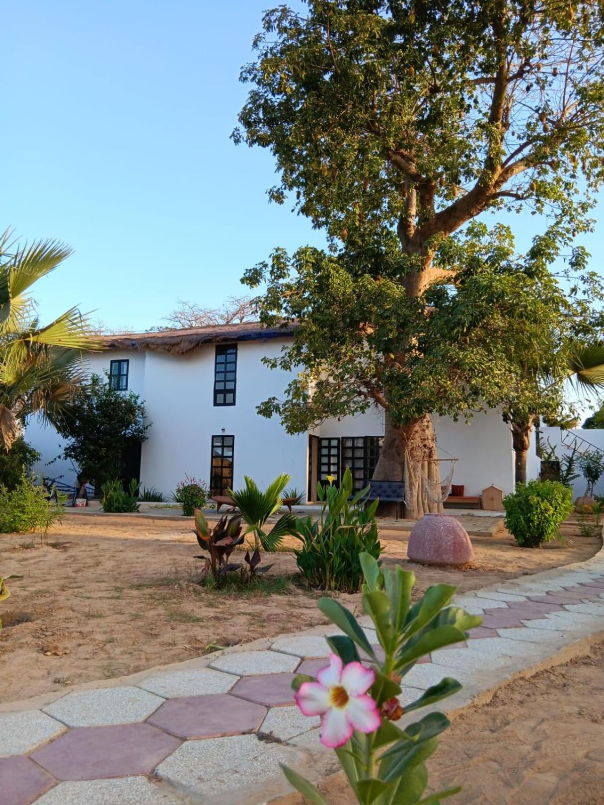 La Fandenoise Bed and Breakfast Thies Exteriör bild