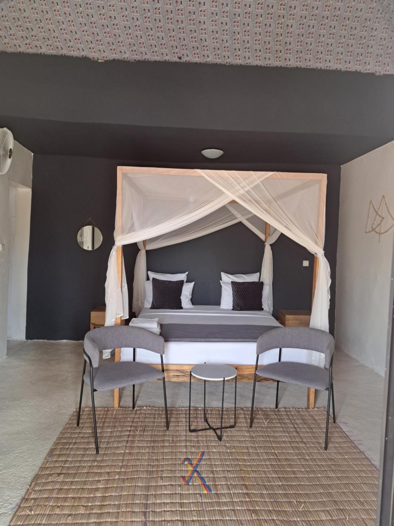 La Fandenoise Bed and Breakfast Thies Exteriör bild
