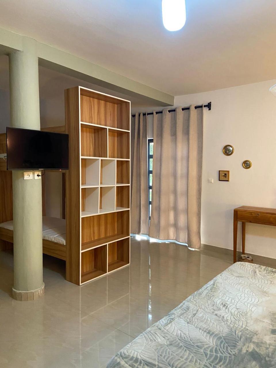 La Fandenoise Bed and Breakfast Thies Exteriör bild
